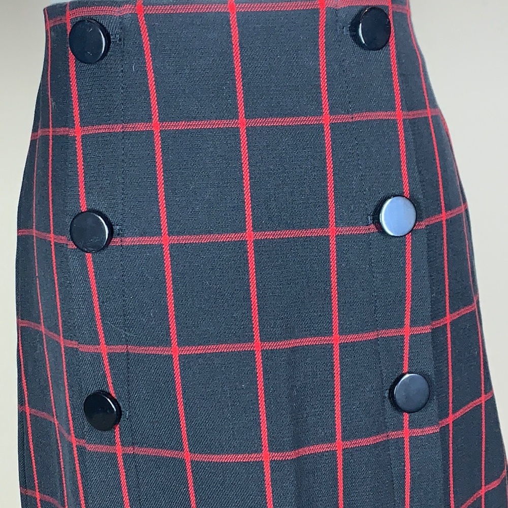 EUC Loft short black red plaid pencil skirt sz S great fall look w/ boots